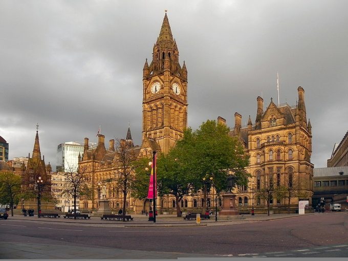 Shift to global helps Manchester and London outperform