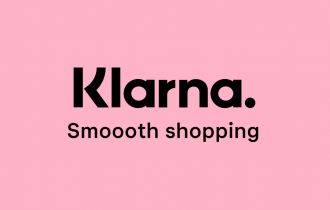 klarna logo on pink background