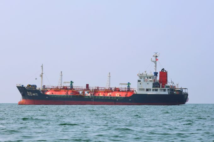 an LPG tanker passing through the straits of hormuz